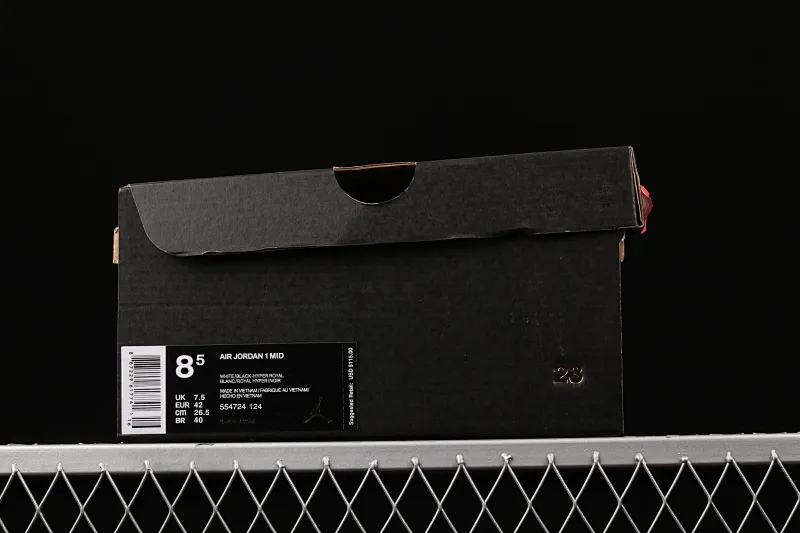 All categories Air Jordan Jordan series basketball shoes Air Jordan 1 Mid Air Jordan 1 Mid Top3 Mandarin duck stitching toe mid-top full toe layer genuine standard 554724-124